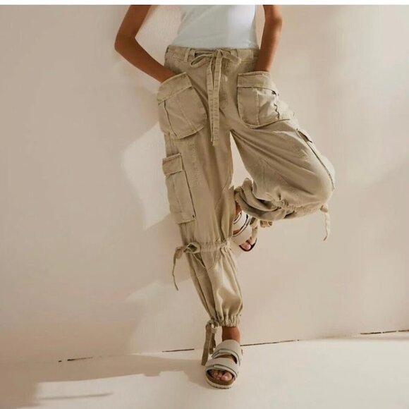 Free People Pants - FREE PEOPLE WOMEN'S big parachuse pants cargo sand dollar Size Small  NEW